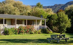 Rata Cottage - Marahau Holiday Unit